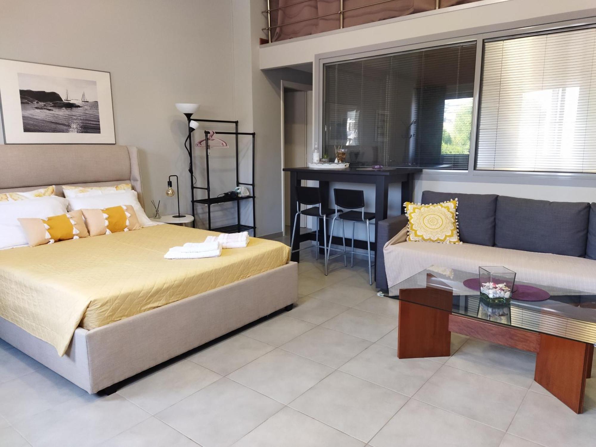Cozy Apartment Near To The Airport Kouvarás エクステリア 写真