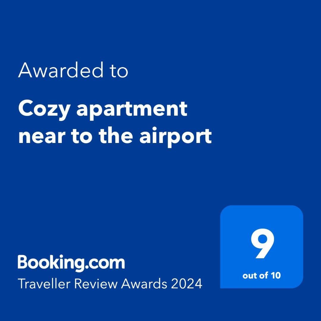 Cozy Apartment Near To The Airport Kouvarás エクステリア 写真