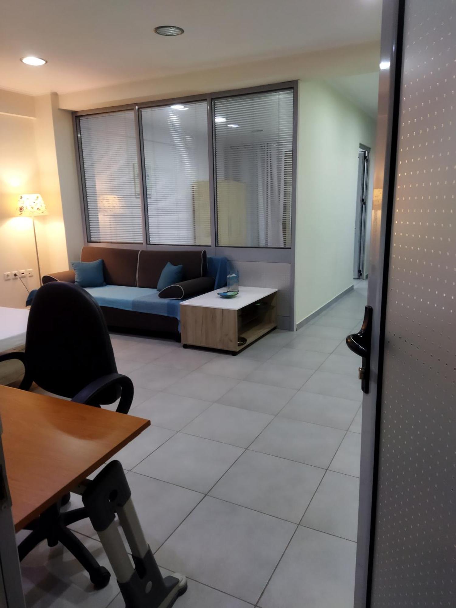 Cozy Apartment Near To The Airport Kouvarás エクステリア 写真