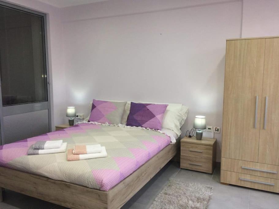 Cozy Apartment Near To The Airport Kouvarás エクステリア 写真