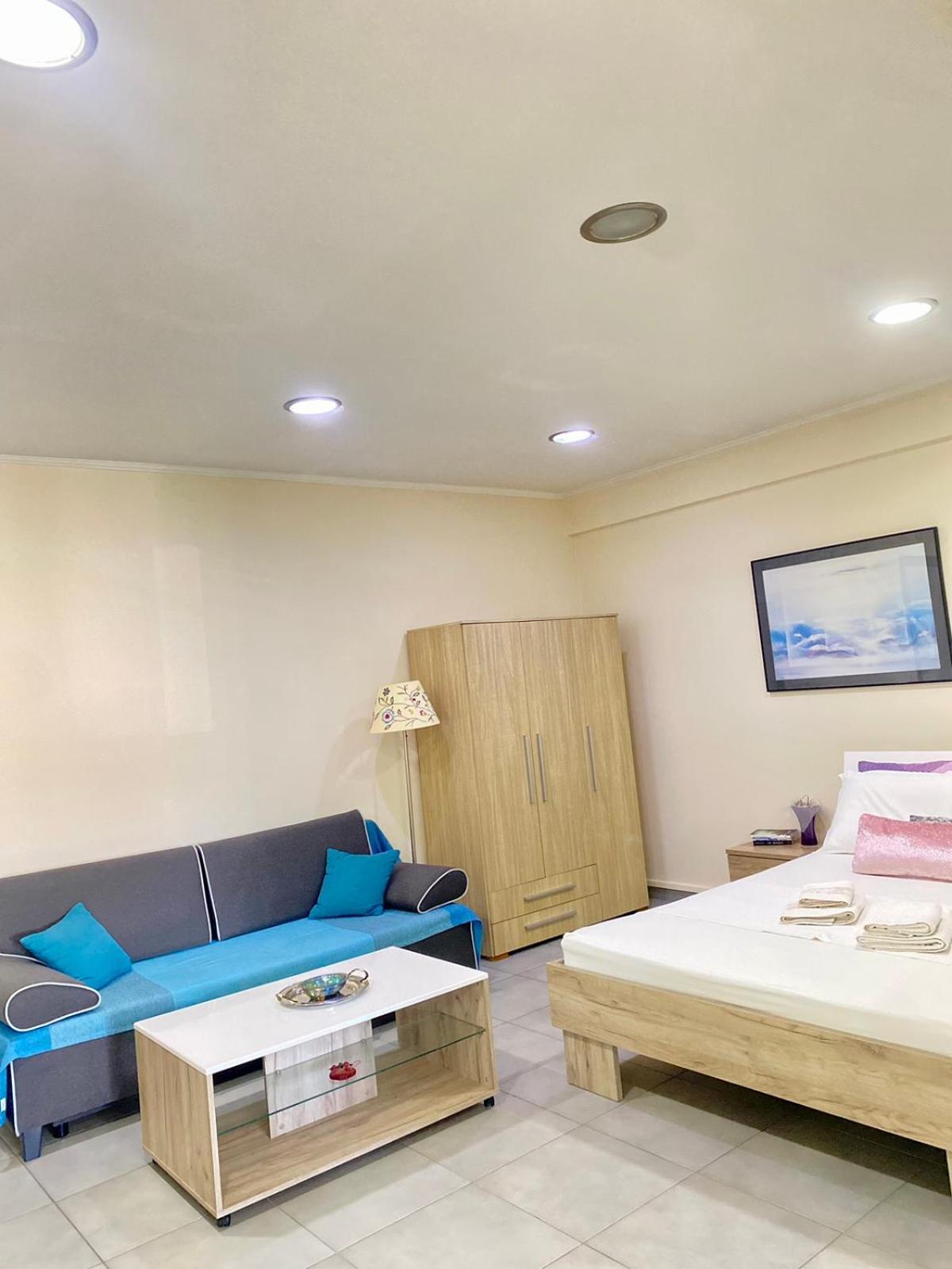 Cozy Apartment Near To The Airport Kouvarás エクステリア 写真