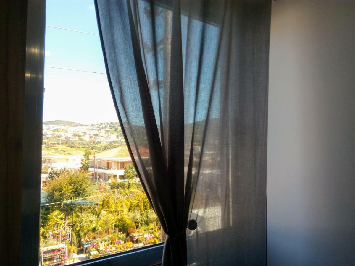 Cozy Apartment Near To The Airport Kouvarás エクステリア 写真